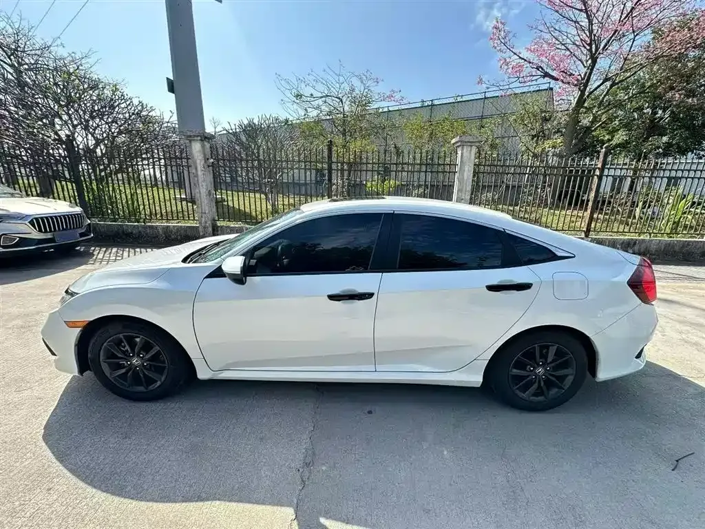 Honda Civic 2021 из CN, фото 7