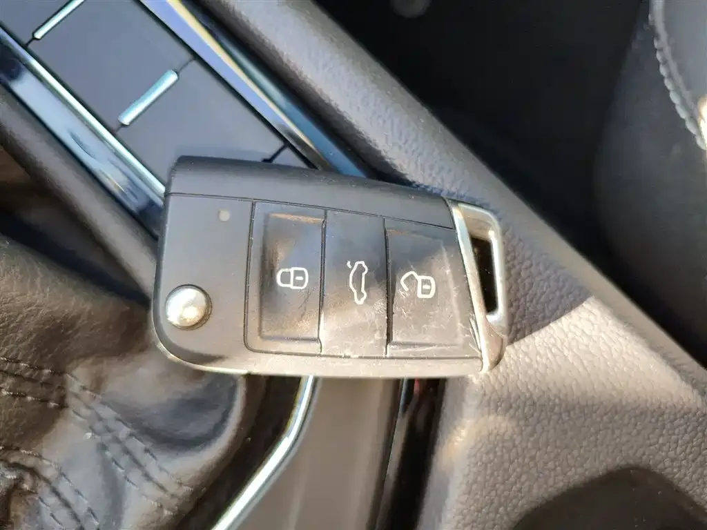 Volkswagen Tiguan L 2021 из CN, фото 5