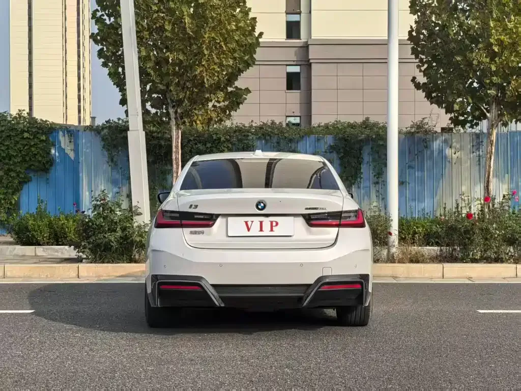 BMW i3 2024 из CN, фото 8