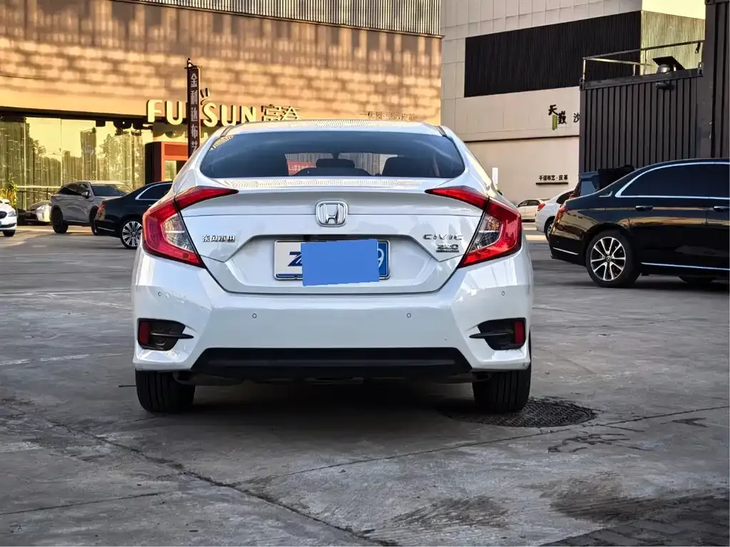 Honda Civic 2021 из CN, фото 6