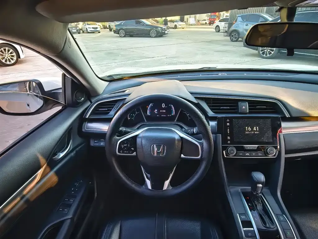Honda Civic 2021 из CN, фото 4