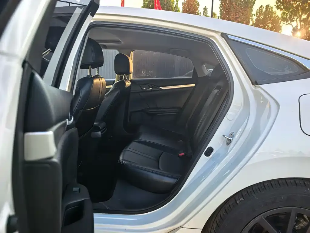 Honda Civic 2021 из CN, фото 3