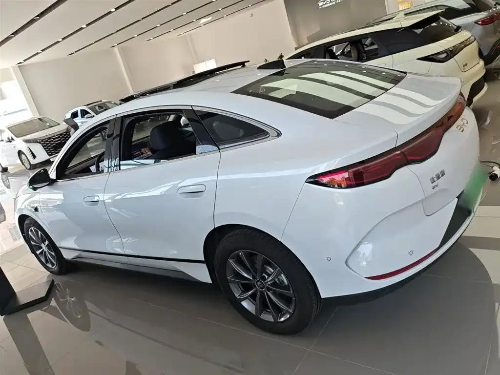 BYD Qin L 2025 из CN, фото 9