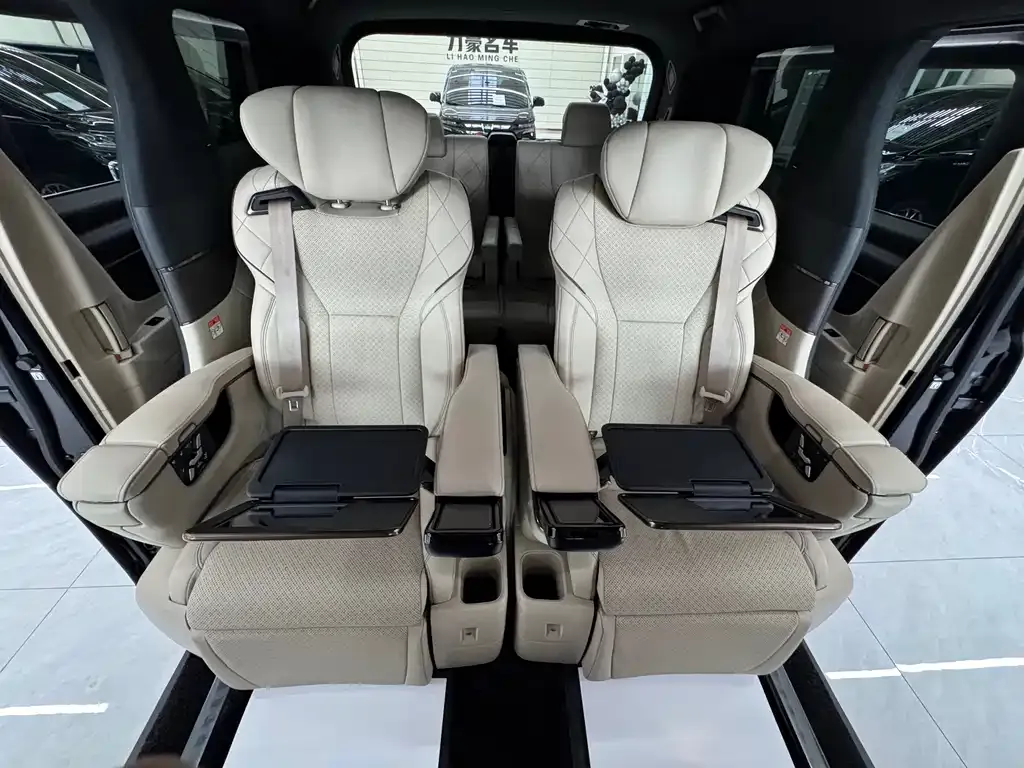 Toyota Vellfire 2024 из CN, фото 5