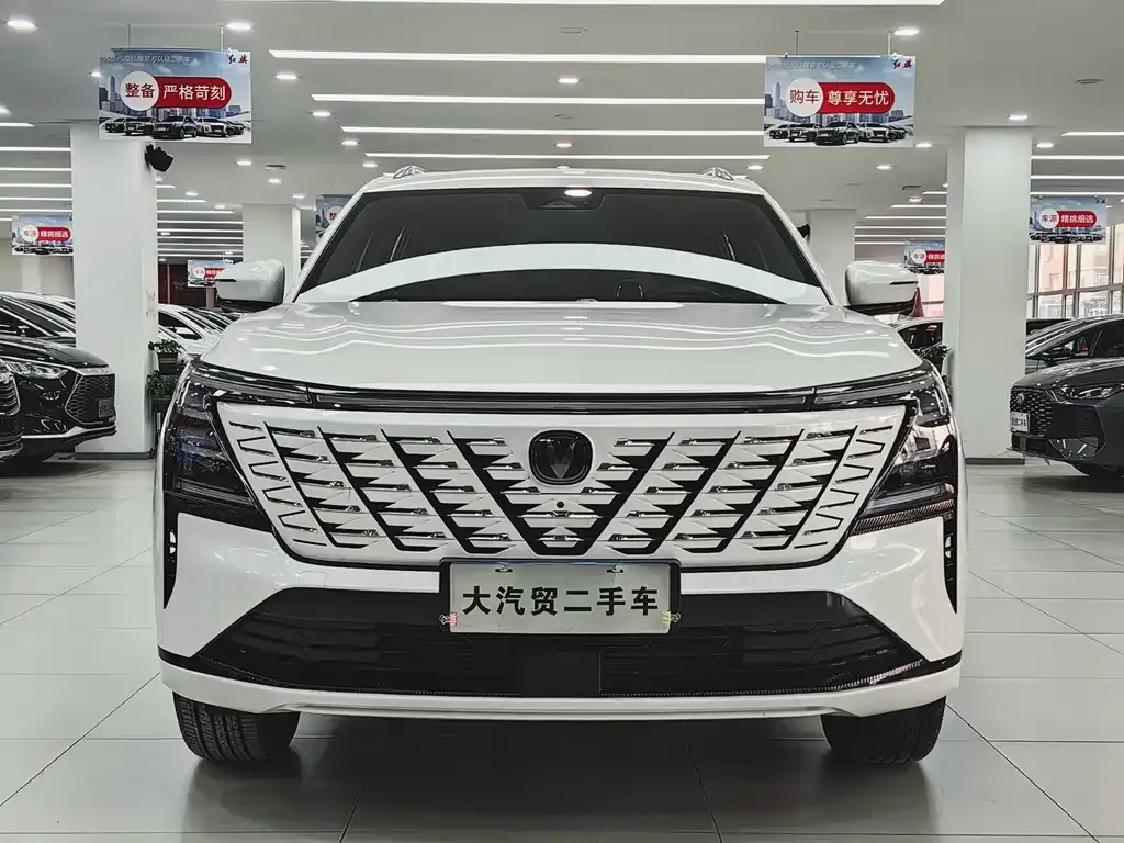 Changan CS75PLUS — фото 10