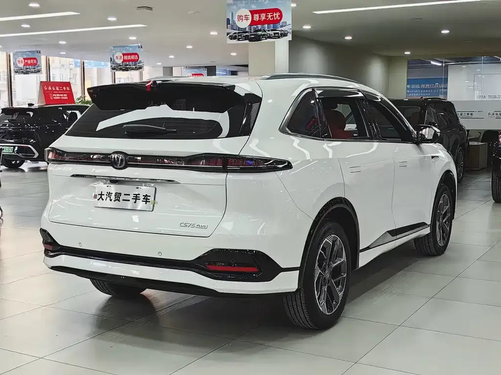 Changan CS75PLUS — фото 6