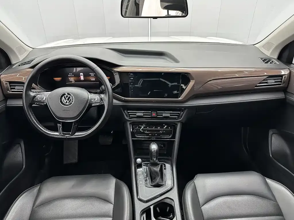 Volkswagen Tharu 2022 из CN, фото 3