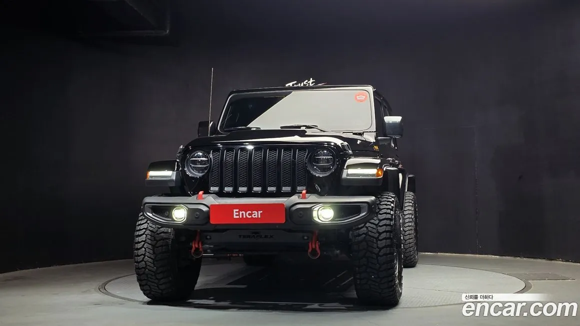 Jeep Wrangler 2022 из KR, фото 3