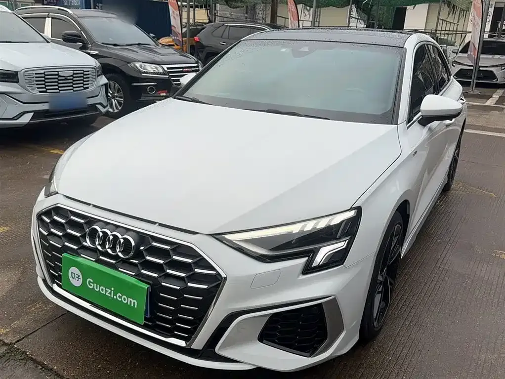 Audi A3 2022 из CN, фото 2