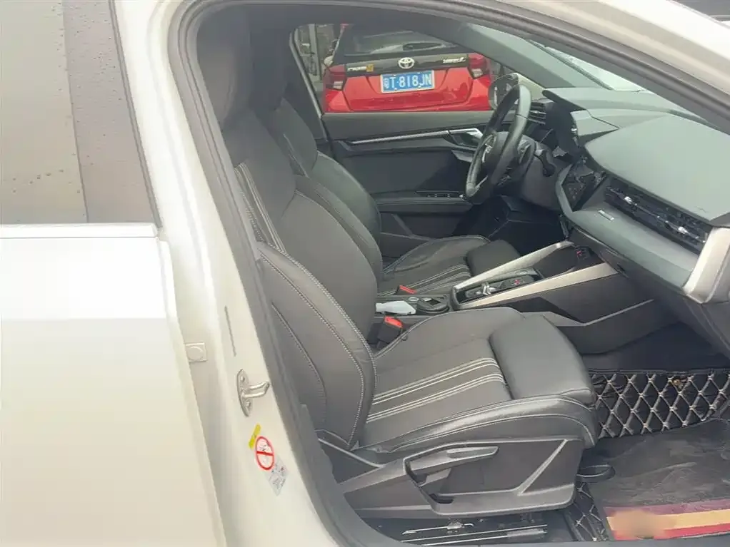 Audi A3 2022 из CN, фото 4