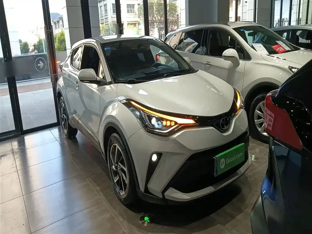 Toyota C-HR 2022 из CN, фото 9