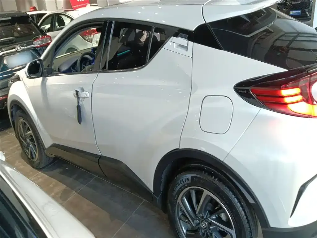 Toyota C-HR 2022 из CN, фото 4