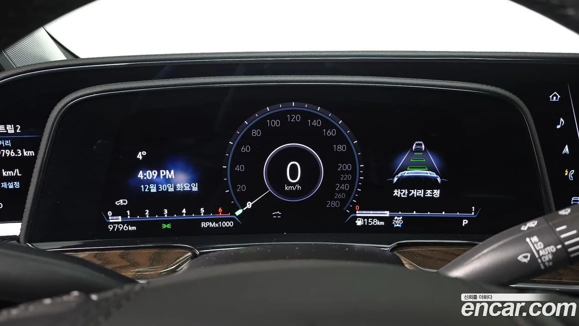 Cadillac Escalade 2024 из KR, фото 8