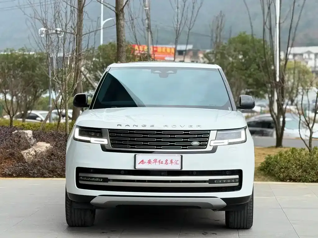 Land Rover Range Rover 2023 из CN, фото 2
