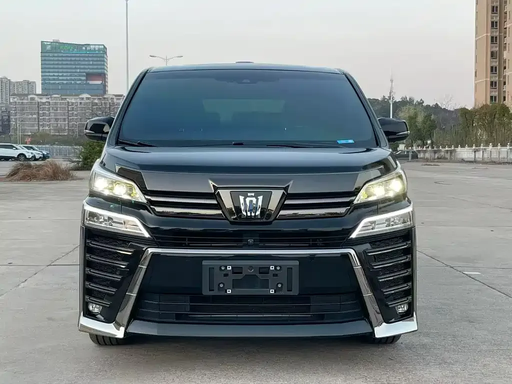 Toyota Vellfire 2023 из CN, фото 8