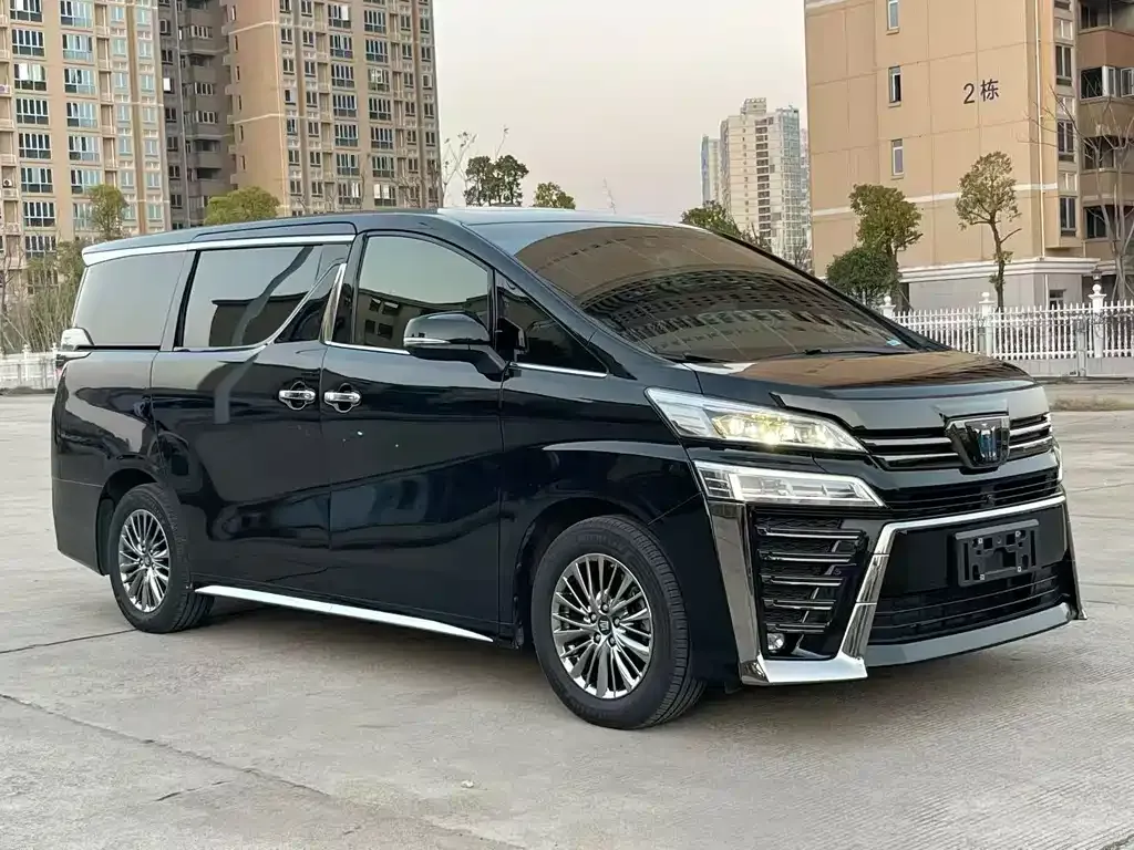 Toyota Vellfire 2023 из CN, фото 3