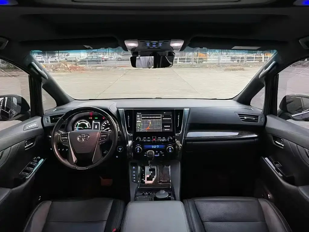 Toyota Vellfire 2023 из CN, фото 6