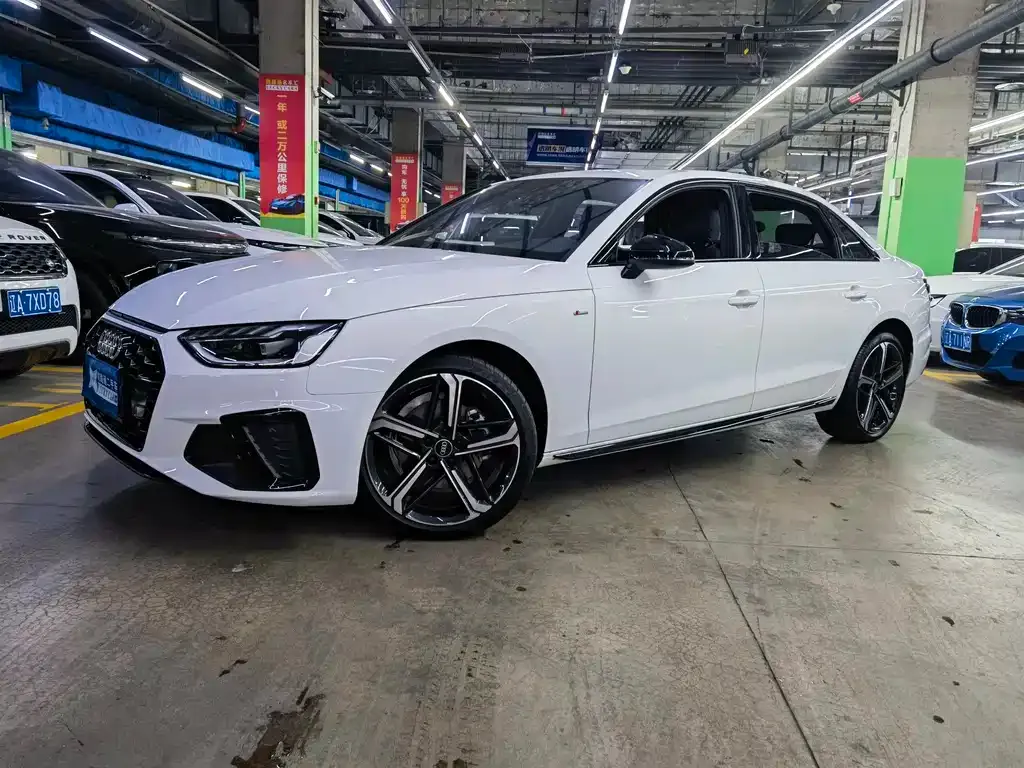 Audi A4L 2024 из CN, фото 1