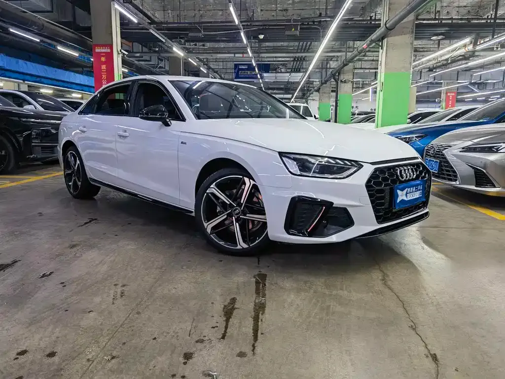Audi A4L 2024 из CN, фото 6