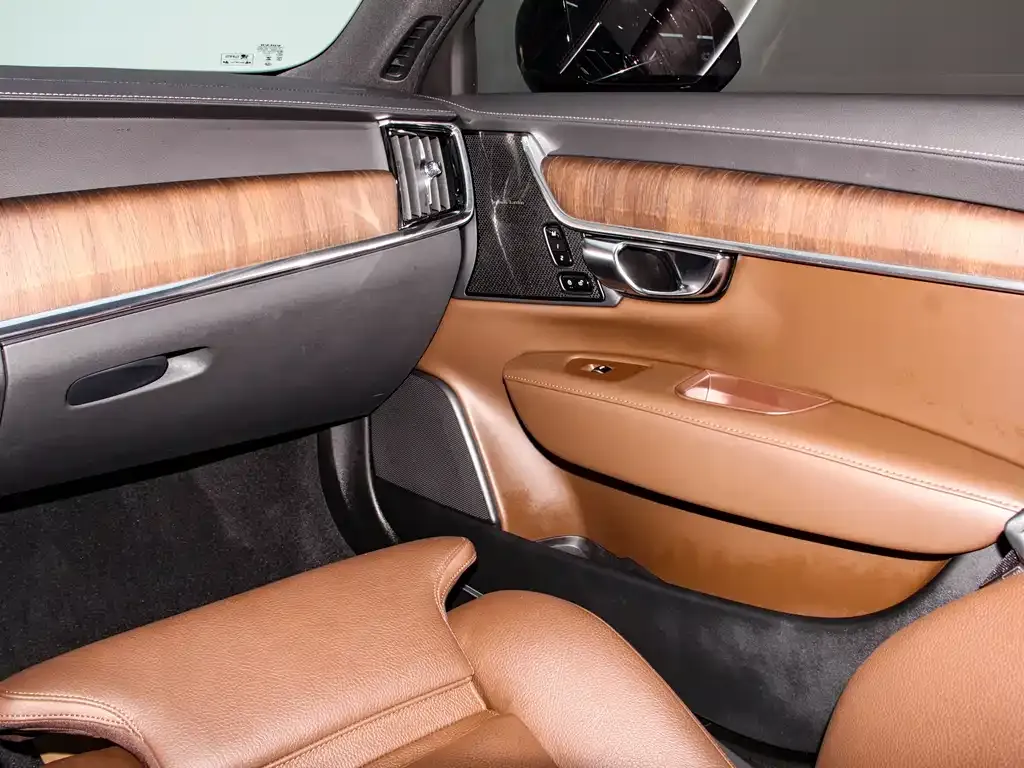 Volvo S90 2024 из CN, фото 9