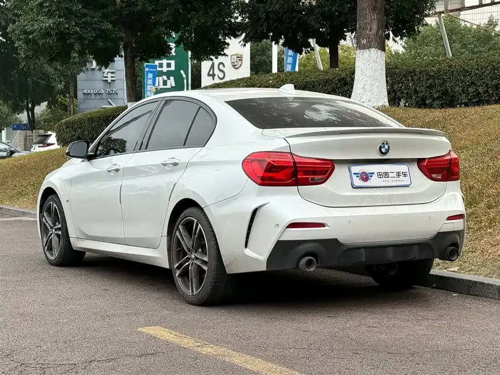 BMW 1 Series 2021 из CN, фото 8