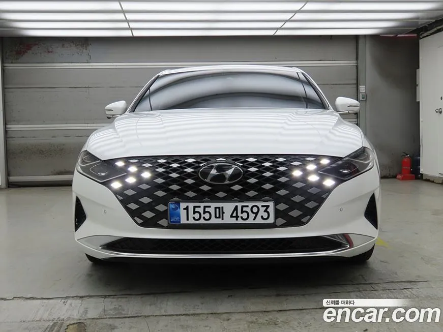 Hyundai Grandeur — фото 10