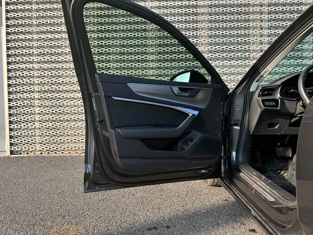 Audi A6 (Import) 2022 из CN, фото 8