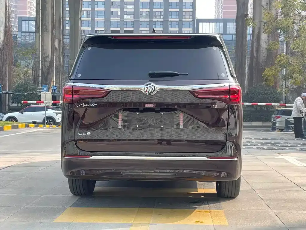 Buick GL8 2021 из CN, фото 5