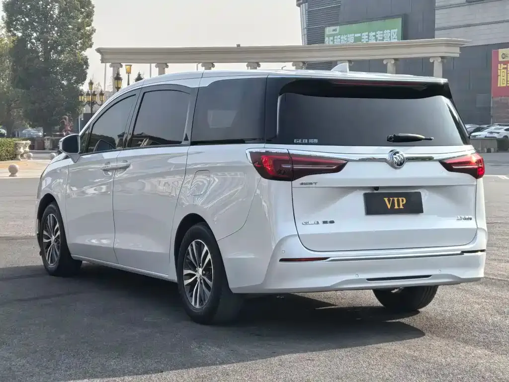 Buick GL8 2021 из CN, фото 3