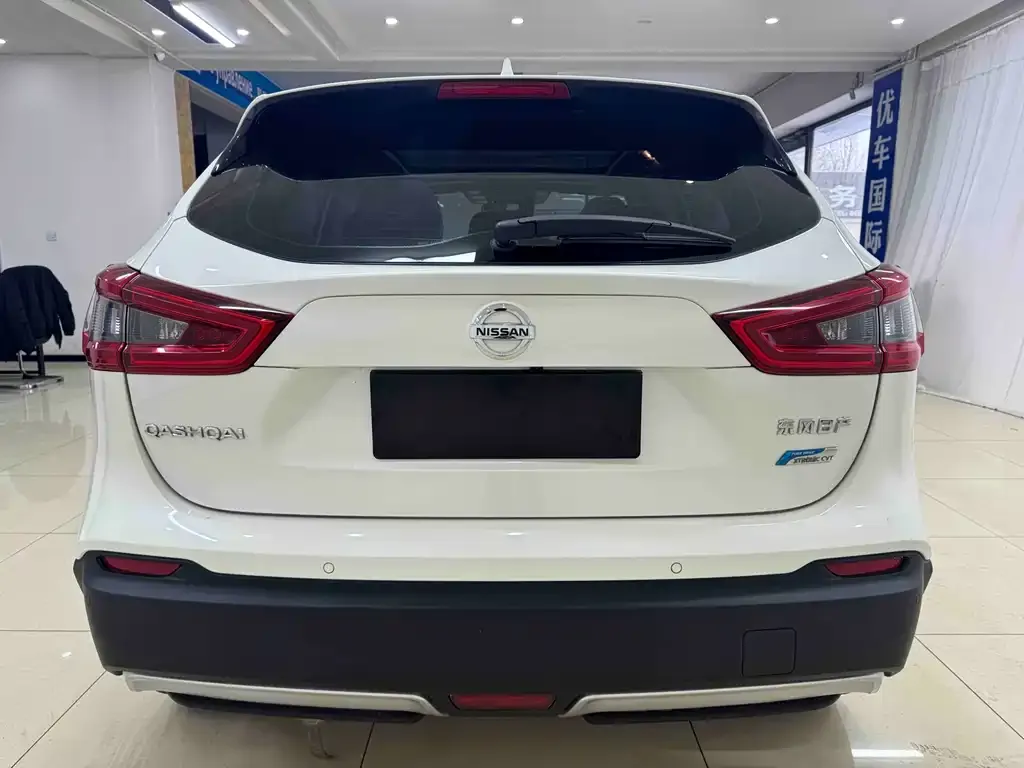 Nissan Qashqai 2021 из CN, фото 2