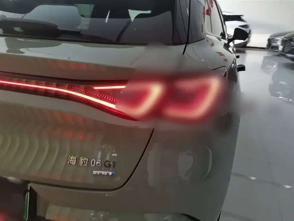 BYD Seal 06GT — фото 3