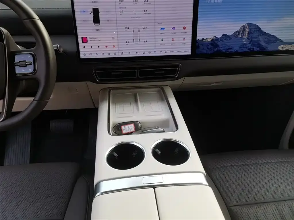 Li Auto MEGA 2024 из CN, фото 6