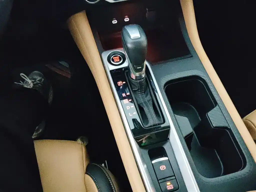 Nissan Sylphy 2023 из CN, фото 5