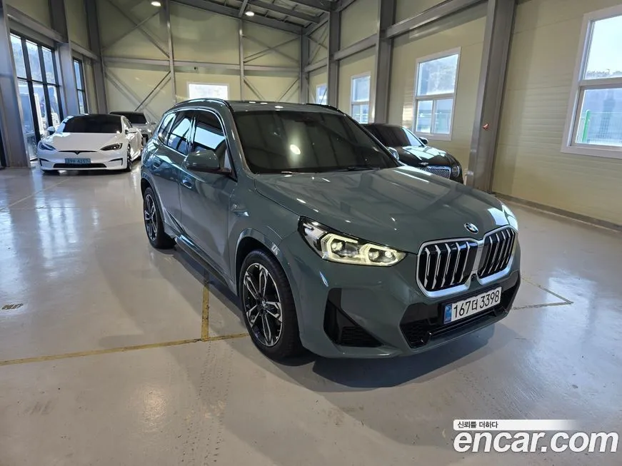 BMW X1 — фото 1