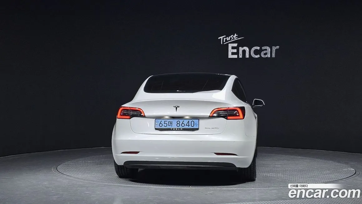 Tesla Model 3 2021 из KR, фото 3