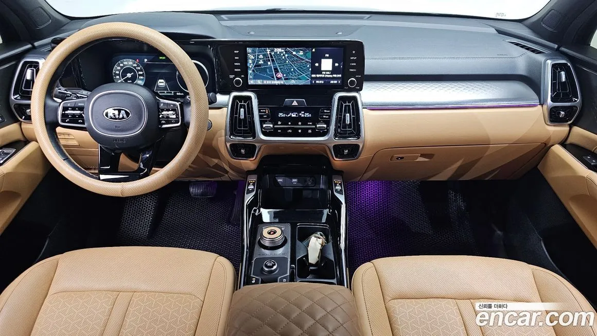 Kia Sorento — фото 10