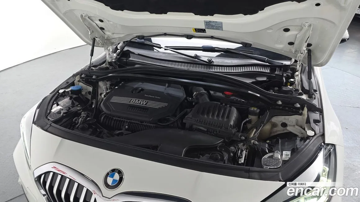 BMW 1-Series 2021 из KR, фото 6