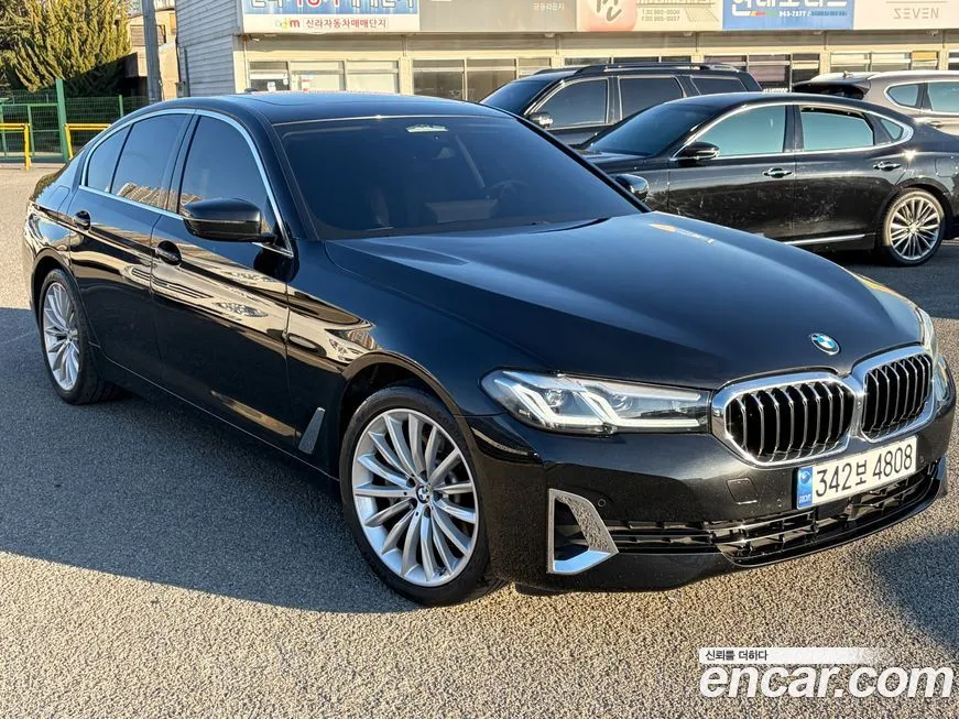 BMW 5-Series 2023 из KR, фото 1