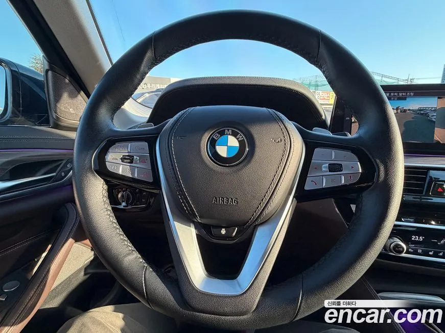 BMW 5-Series 2023 из KR, фото 4