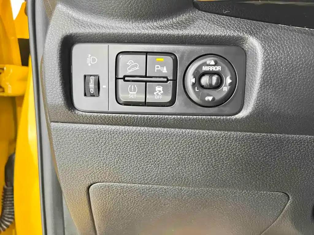 Kia KX1 2022 из CN, фото 9