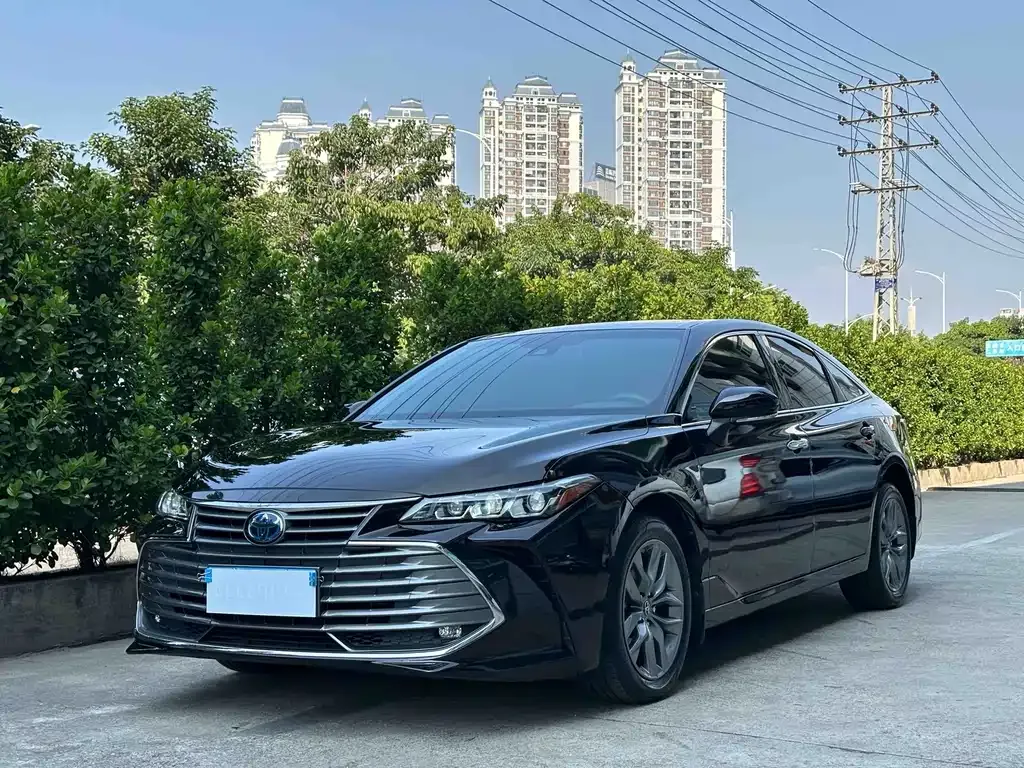 Toyota Avalon 2022 из CN, фото 1