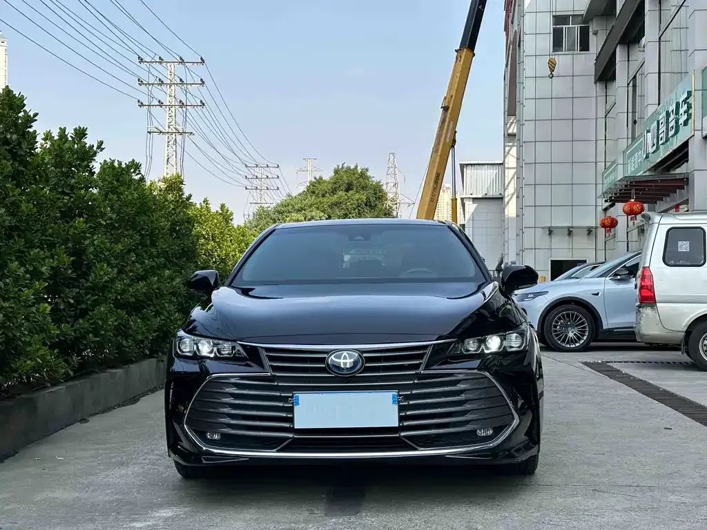 Toyota Avalon 2022 из CN, фото 2