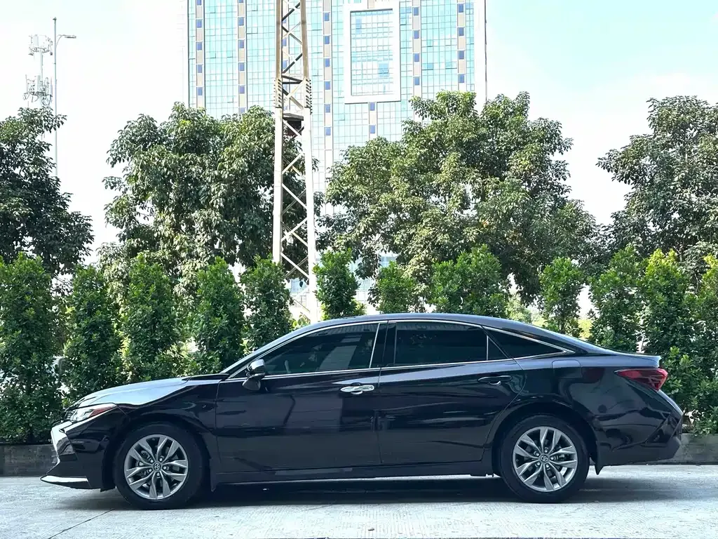 Toyota Avalon 2022 из CN, фото 4