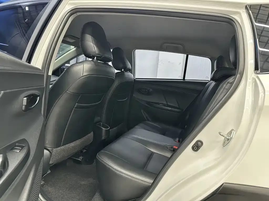 Toyota Yaris L 2021 из CN, фото 5