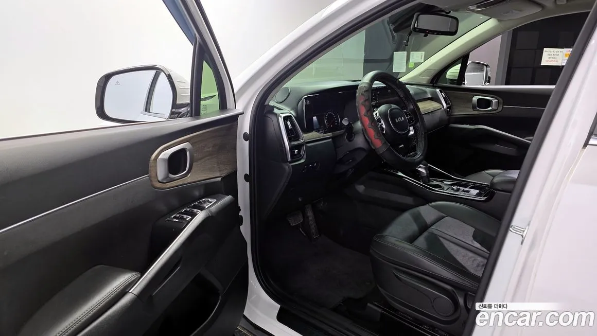 Kia Sorento — фото 8