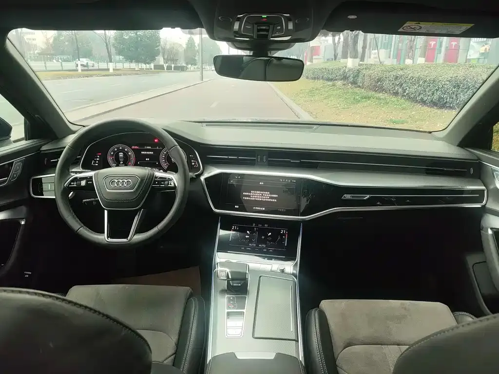 Audi A6L 2023 из CN, фото 4