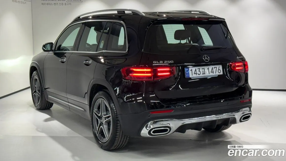 Mercedes-Benz GLB-Class — фото 8