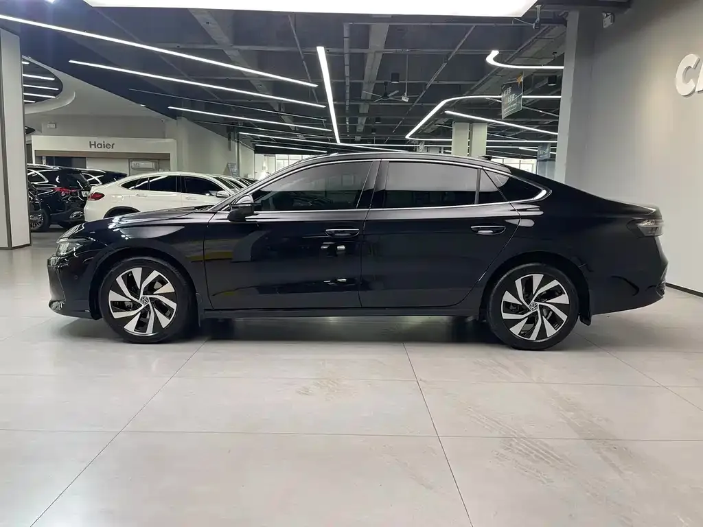 Volkswagen Passat 2025 из CN, фото 8
