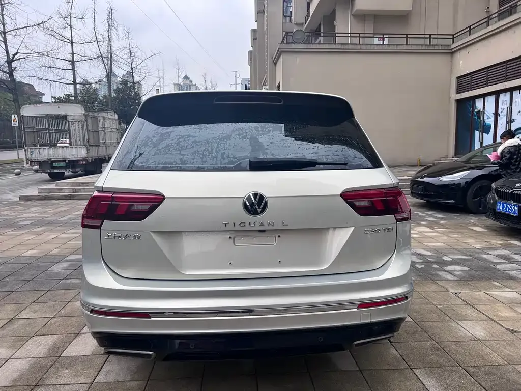 Volkswagen Tiguan L 2021 из CN, фото 3