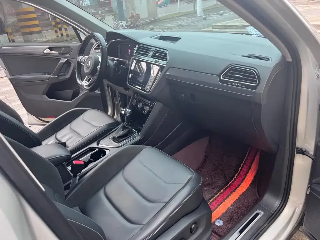 Volkswagen Tiguan L 2021 из CN, фото 7